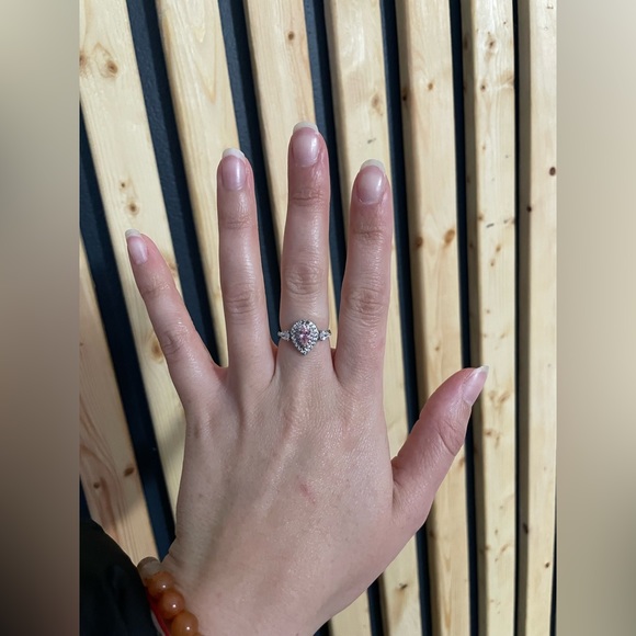 Ring - Picture 2 of 13